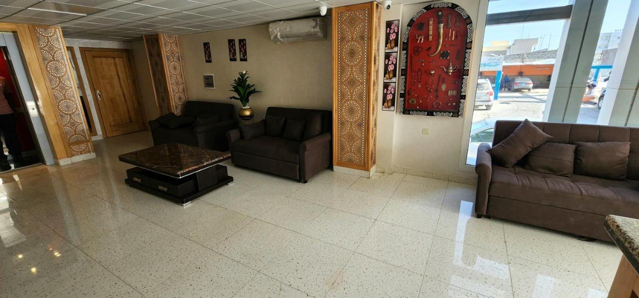 Hotel Le Bon Choix Nouadhibou Exteriör bild